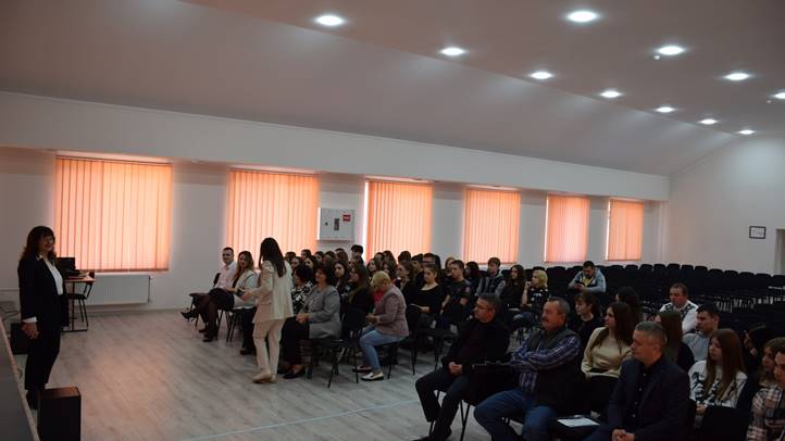 Karriernap a Felsőfokú Szakképzési Intézetben - Valósítsd meg álmaidat! Fotó: Kárpátinfó/ Kovács Elemér