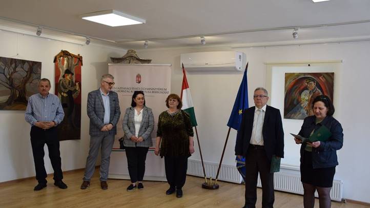 Brinkács István kiállítása Magyarország Beregszászi Konzulátusán - A kísérletező művész. Fotó: Kárpátinfo/ Kovács Elemér