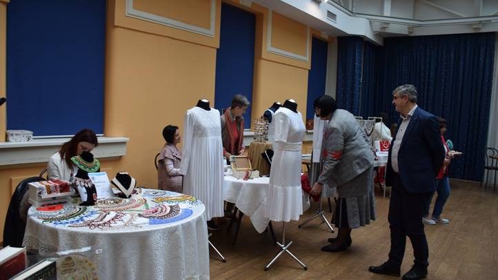 Karriernap és Öregdiák Expo a Rákóczi Főiskolán - Kitartó munka, kreativitás, pozitív szemléletmód. Fotó: Kárpátinfo/ Kovács Elemér