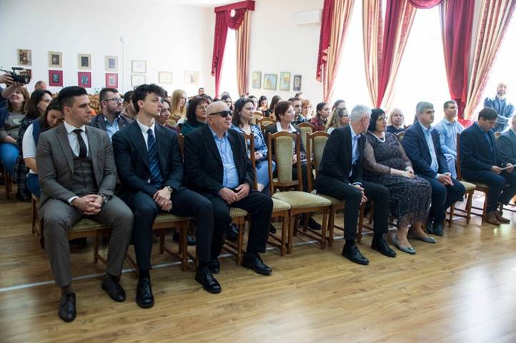 Sajtótájékoztató a beregszászi Rákóczi Egyetemen - Digitális megújulás. Fotó: kme.org.ua