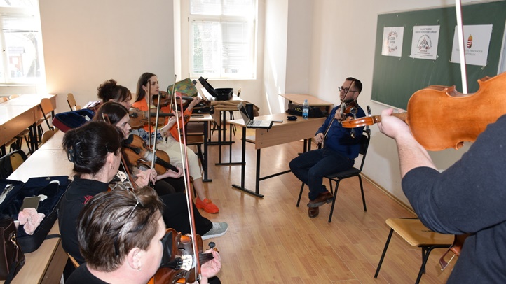 Tulipános hangszeres és oktatási nap a Rákóczi Főiskolán - Népi kultúránk – az összekötő és megtartó erő. Fotó: Kárpátinfó/ Kovács Elemér