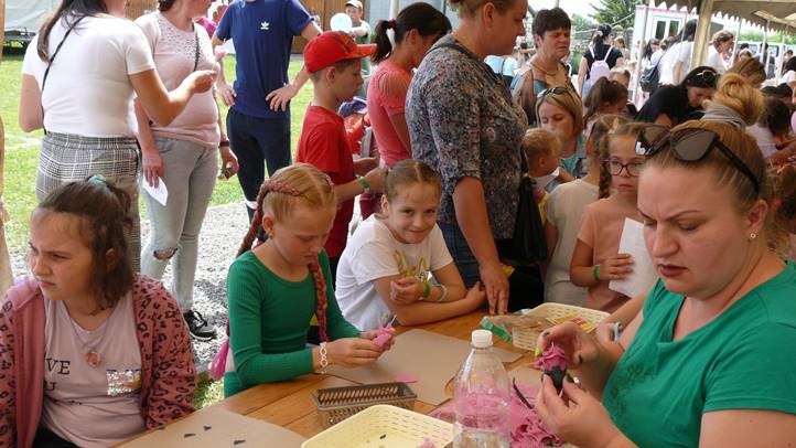 Gyermeknap a kárpátaljai nagycsaládosoknál - Vidám, tartalmas együttlét. Fotó: Kárpátinfo/Kovács Elemér