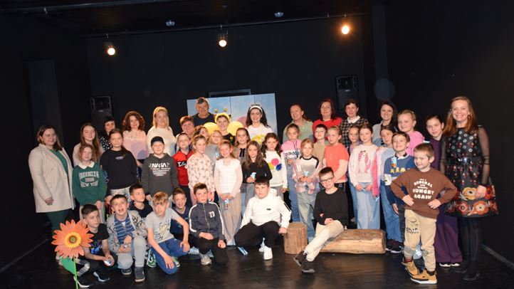 Méhmese a beregszászi magyar színházban - Ismeretszerzés, játék és szórakozás. Fotó: Kárpátinfó/ Kovács Erzsébet