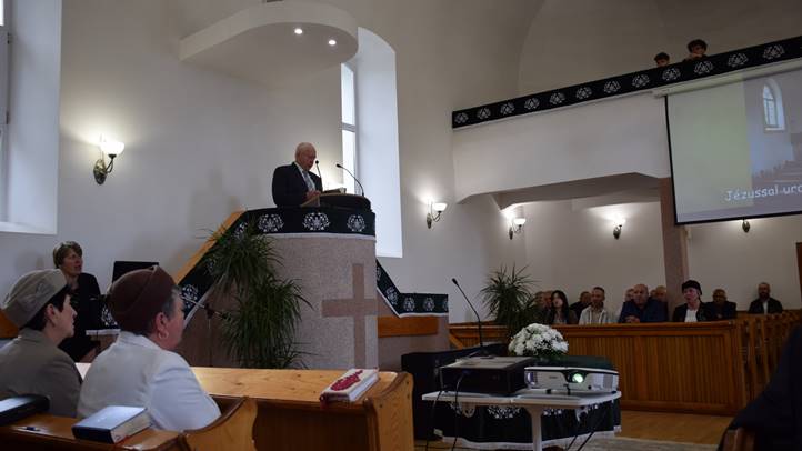 Csendesdélután Csongoron - Jót tenni másokkal – ez az örömteli szolgálat. Fotó: Kárpátinfó/ Kovács Erzsébet