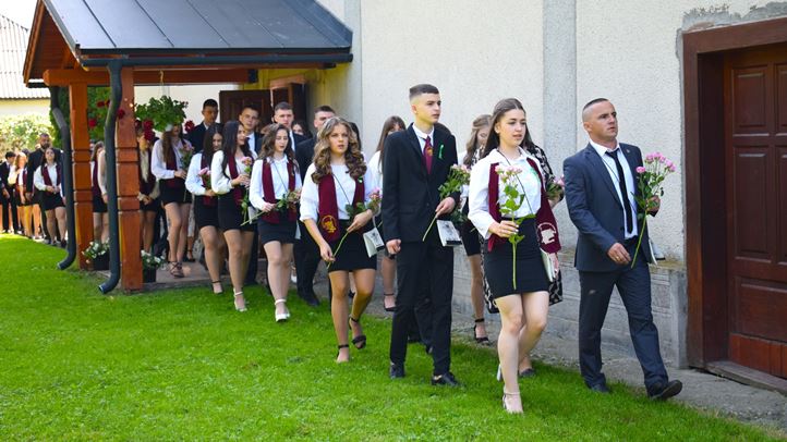 Ballagás a Karácsfalvai Sztojka Sándor Görögkatolikus Líceumban - „Tarts ki abban, amit tanultál és amiről meggyőződtél” Fotó: Kárpátinfo/ Kósa Eszter