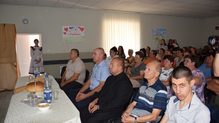 Megemlékezés Benében - Szent István és az új kenyér ünnepén.  Fotó: Kárpátinfo/Kovács Elemér