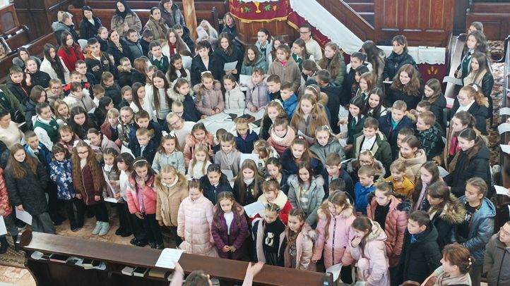 Egyházkerületi ének- és szavalóverseny Nagydobronyban - Földi utam nem magamban járom…Fotó: Kárpátinfó/ Kovács Erzsébet