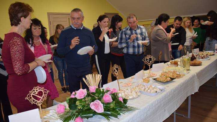 Családi délután a rózsahölgyek szervezésében - Híd a generációk között. Fotó: Kárpátinfó/ Kovács Erzsébet