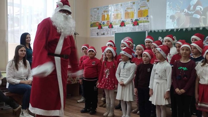 Idén is megérkezett Kárpátaljára az NSKI Mikulása -  Jó gyerek ajándéka