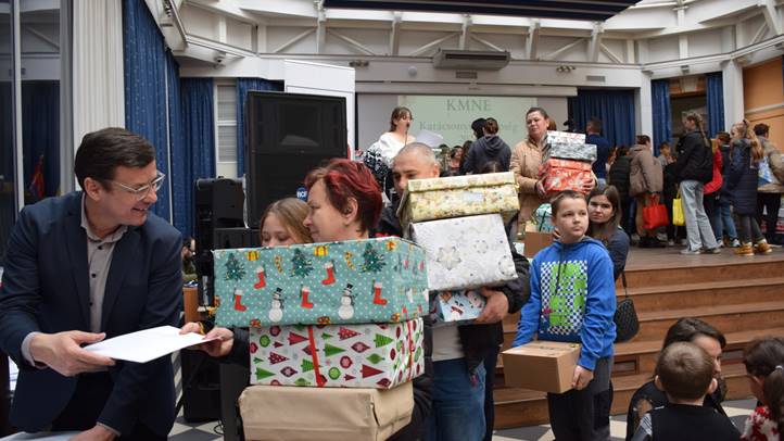 Karácsonyi ünnepség a KMNE szervezésében - A nagycsaládosok hisznek a jövőben. Fotó: Kárpátinfó/ Kovács Erzsébet