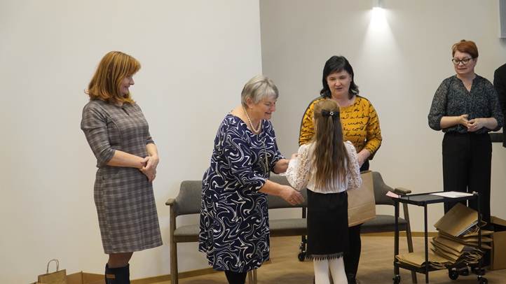 Erzsébet-napi szavalóverseny az Ortutay Elemér Görögkatolikus Központban - Tisztelgés Osvát Erzsébet munkássága előtt. Fotó: Kárpátinfó/ Kovács Erzsébet