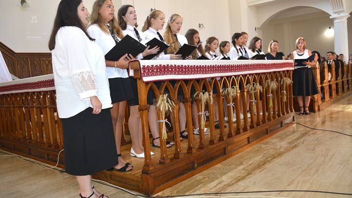 A Kárpátaljai Református Egyházkerület központi tanévnyitó ünnepségén - Hittel, hűséggel, reménységgel.  Fotó : Kárpátinfó/Marton Erzsébet