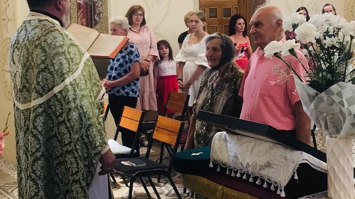 Gyémántlakodalmas házaspárt köszöntöttek Beregdédában - Hatvan éve együtt – jóban, rosszban. Fotó: Kósa Eszter