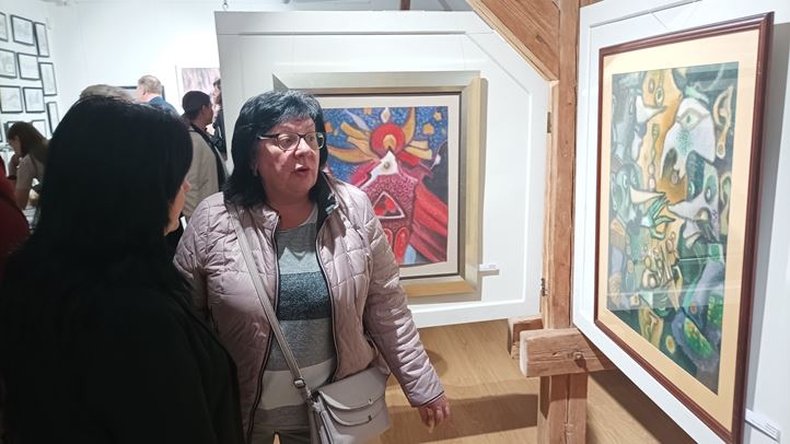 Földessy Péter és unokája jubileumi kiállítása Munkácson - „És lőn este, és lőn reggel” Fotó: Kárpátinfó/ Kovács Erzsébet