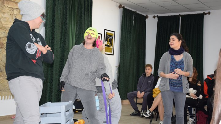 A nevem Freja – premier a beregszászi színházban - Iskolai bántalmazás, kirekesztés. Fotó: Kárpátinfó/ Kovács Erzsébet