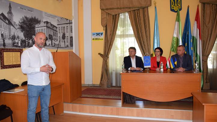 Planning4U – projektindító találkozó Beregszászban - A békés építkezésre készülve. Fotó: Kárpátinfó/ Kovács Erzsébet