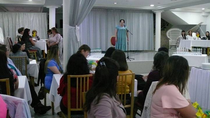 KMNE: Megkezdődött az anyák hete programsorozat - Boldog anya – boldog család. Fotó: Kárpátinfó/ Kovács Erzsébet