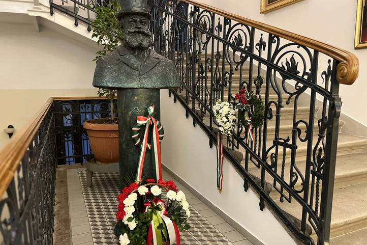 Munkács leghíresebb szülöttének emlékezete - A szülőföld vonzásában