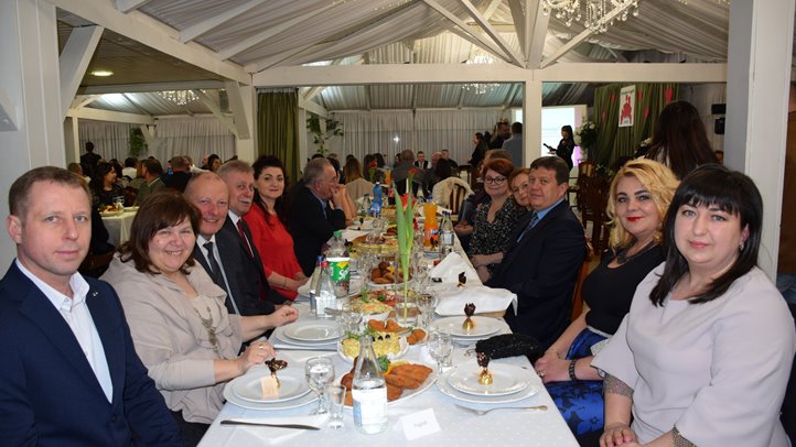 A nagycsaládosok házaspáros vacsoráján - Színezd újra a kapcsolatod. Fotó: Kárpátinfó/ Kovács Elemér