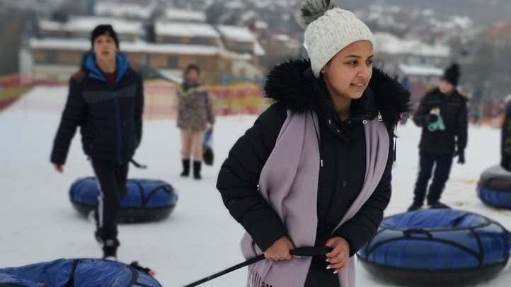 Téli örömök - Hófánkoztak a sámuelesek