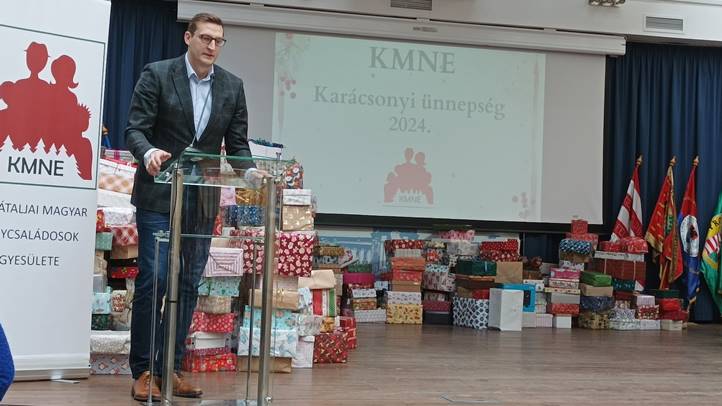 Karácsonyi ünnepség a KMNE szervezésében - A nagycsaládosok hisznek a jövőben. Fotó: Kárpátinfó/ Kovács Erzsébet