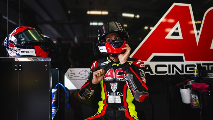 Megtört a jég, harmadjára már meglátta a kockás zászlót Farkas Kevin. Fotó: DAST Media