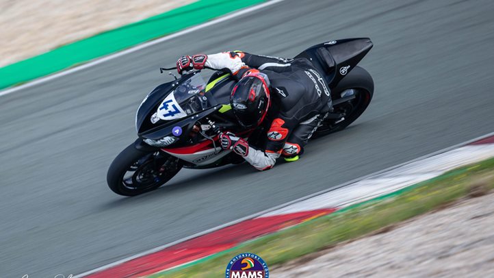 Elkezdődött a szezon az Országos Bajnokságban! - Kiváló egyéni teljesítmények és remek hangulat az első fordulóban, Grobnikban! Fotó: Izsó Krisztián