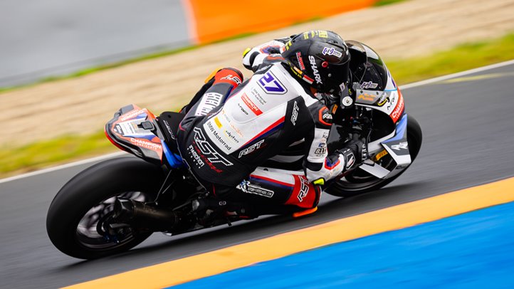 Kovács Bálint kiköszörülné a tavalyi csorbát, Görbe Soma célkeresztjében már a bajnoki cím. Fotó: Racing Passion Photography - Damon Teerink