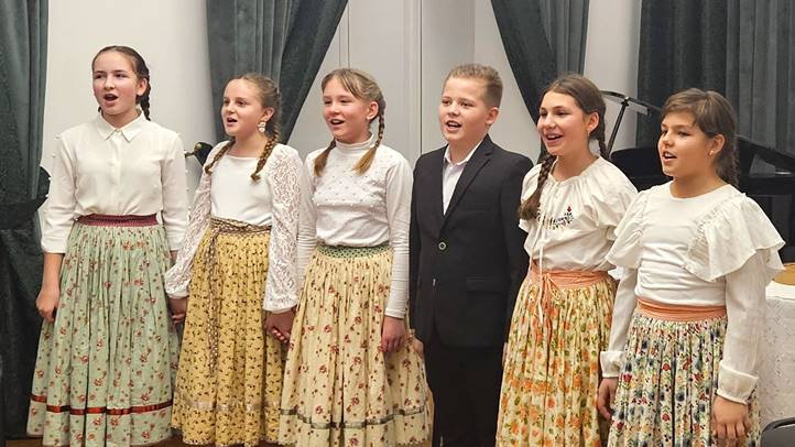 Karácsonyi koncertek a Tulipán Tanoda – Magyar Népművészeti Iskolában