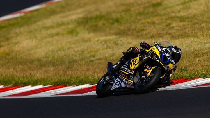 Kovács Bálint:  „Életem egyik legnehezebb hétvégéjén az egyik szemem sírt, a másik nevetett”. Fotó: Damon Teerink