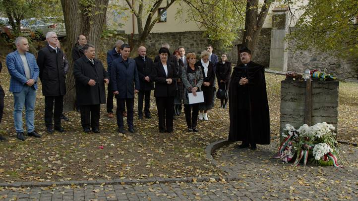 Csöndes megemlékezés Ungváron - Hősök, hazafiak, példaképek. Fotó: Kárpátinfó/ Kovács Elemér
