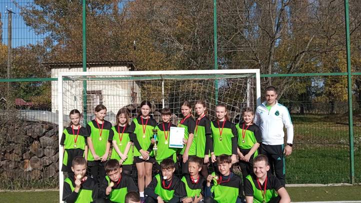 Lezajlott az Ung-vidéki kézilabda regionális bajnokság a „GENIUS” Alapítvány szerevezésében