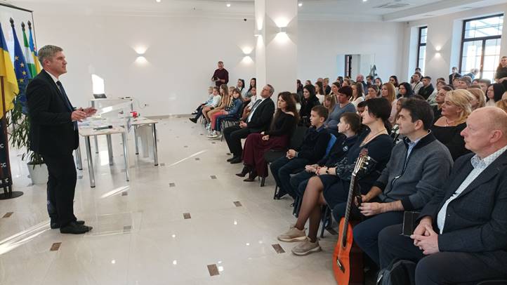 Ünnepi díjátadó a nagycsaládosoknál -  A szabadság napja