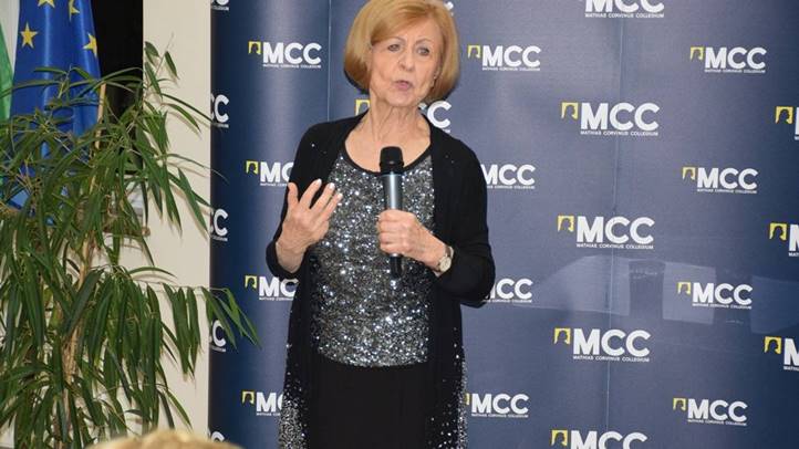 Bagdy Emőke előadása az MCC Beregszászi Képzési Központjában - Boldogságra teremttettünk. Fotó: Kárpátinfó/ Kovács Elemér