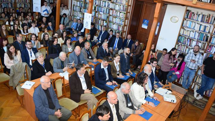 A XIX. Kárpátaljai Tudományos Diákköri Konferencián - A kiválóságok műhelye. Fotó: Kárpátinfo/ Kovács Elemér