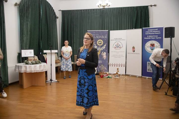 Csillagrege foglalkozás Balatoni Katalinnal a Perényi Kultúrkúriában - Tiszta forrásból. Fotó: Kurmay Anita