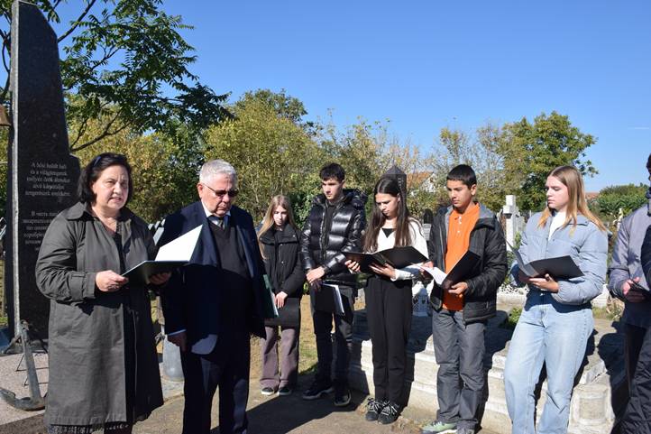 Október 9. – Beregszász gyásznapja. A ’44-es bombázás áldozataira emlékeztek. Fotó: Kárpátinfó/ Kovács Erzsébet