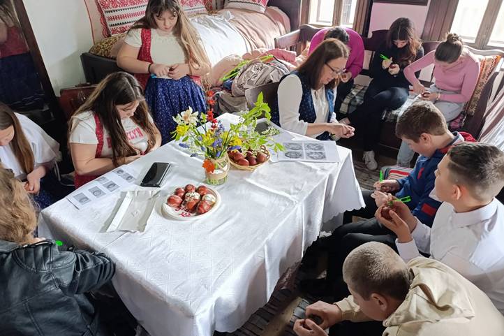 A Nagyberegi Tájházban a hagyomány tovább él - Megelevenedtek a húsvéti szokások