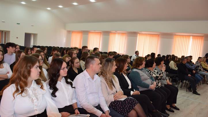 Karriernap a Felsőfokú Szakképzési Intézetben - Valósítsd meg álmaidat! Fotó: Kárpátinfó/ Kovács Elemér