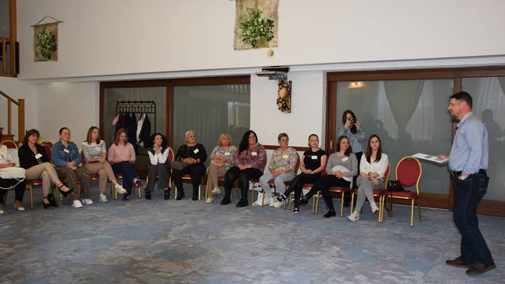Önismereti workshop a Helikonban - Nőidő. Fotó: Kárpátinfó/ Kovács Erzsébet
