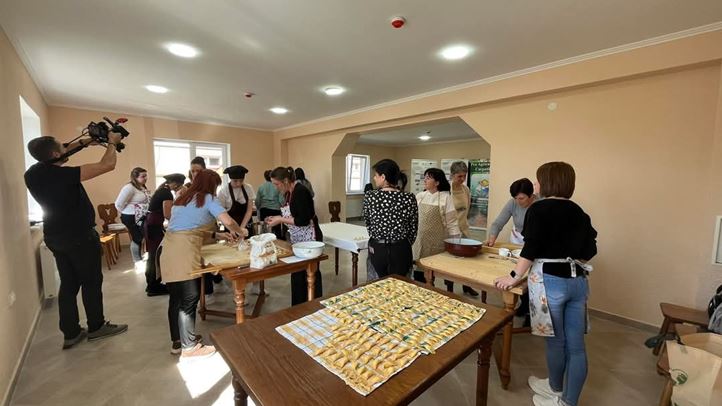 Gasztronómiai bemutató Nagydobronyban - Ízek és hagyományok. Fotó: Kárpátinfó/ Kovács Elemér