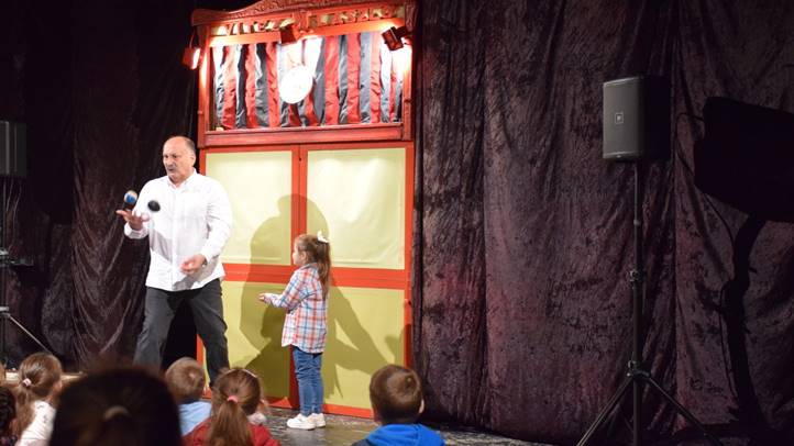 Ezerötszáz fős nézősereg: Vitéz László Kárpátalján - Az elátkozott malom története.  Fotó:Kárpátinfo/Kovács Elemér