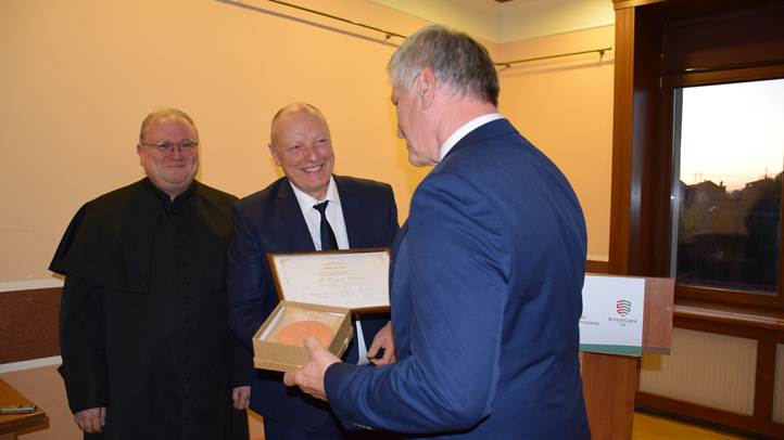 Nyitásváró rendezvény és díjátadó ünnepség a beregszászi római katolikus centrumban - Pásztor Ferenc és Horváth Anna emlékezete. Fotó: Kárpátinfó/ Kovács Elemér