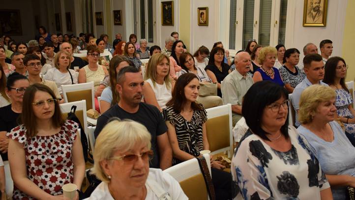 Hogyan tudnék élni nélküled? – Mozihangulat a Munkácsy Mihály Magyar Házban - Balatoni nyár, szerelem a zene hullámhosszán. Fotó: Kárpátinfó/ Kovács Erzsébet