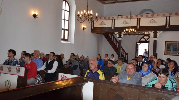 Egyházkerületi cigánymissziós csendesnap Nagyberegen - Megmaradni a szeretetben. Fotó : Kárpátinfó/Kovács Elemér