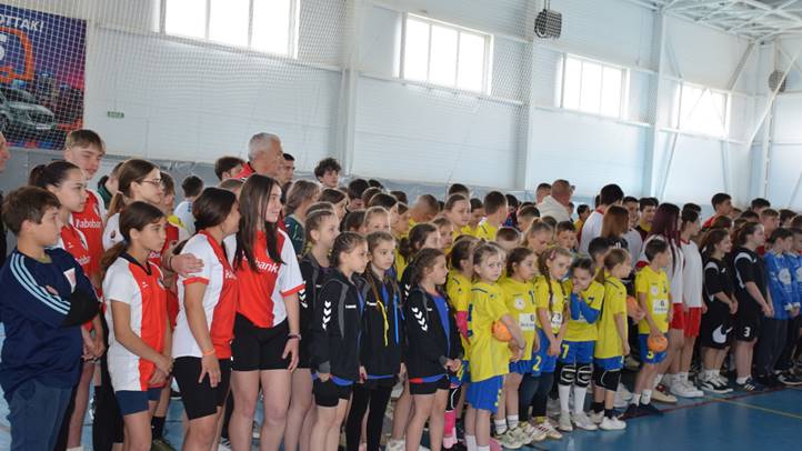 Feljövőben a kézilabdasport: a múlt kötelez - Emléktorna Zupkó József tiszteletére. Fotó: Kárpátinfó/ Kovács Elemér