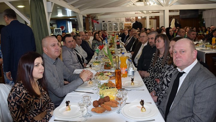 A nagycsaládosok házaspáros vacsoráján - Színezd újra a kapcsolatod. Fotó: Kárpátinfó/ Kovács Elemér