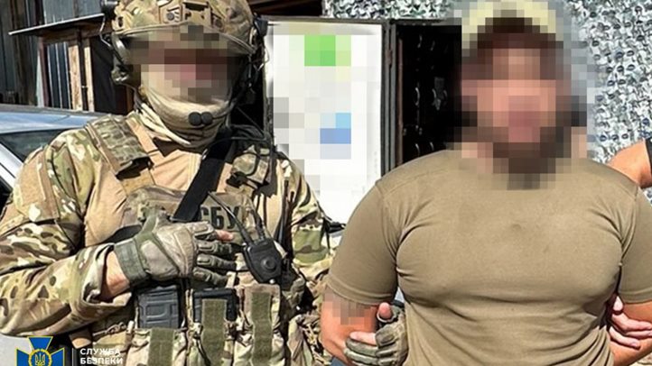 Fegyverkereskedő hálózatot számolt fel az SZBU, a tagjai három megyében árultak golyószórókat, robbanóanyagot bűnözőknek