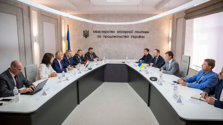 Magyar-ukrán agrárminiszteri találkozó volt Kijevben. Fotó: kormány.hu/Pelsőczy Csaba