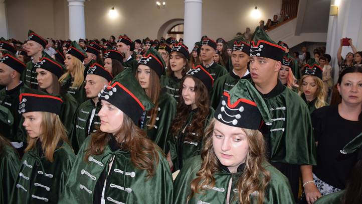 Diplomaátadó ünnepség a Rákóczi Főiskolán - Küzdelem, megmaradás, újrakezdés. Fotó: Kárpátinfó /  Kovács Elemér